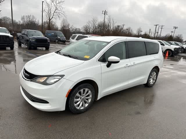 2017 Chrysler Pacifica Touring