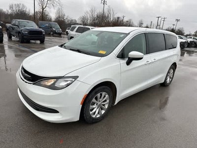 2017 Chrysler Pacifica Touring