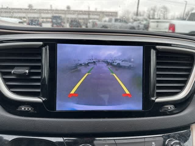 2017 Chrysler Pacifica Touring