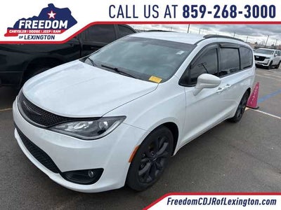 2018 Chrysler Pacifica Touring Plus