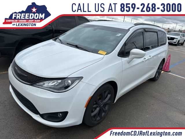 2018 Chrysler Pacifica Touring Plus