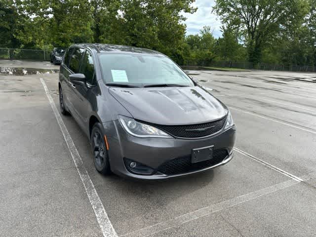 2020 Chrysler Pacifica Touring