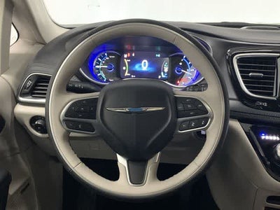 2020 Chrysler Pacifica Hybrid Limited