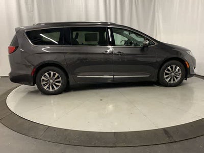 2020 Chrysler Pacifica Hybrid Limited