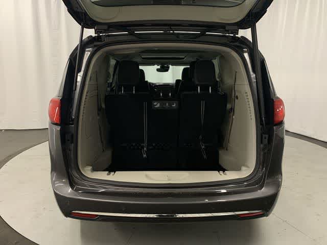 2020 Chrysler Pacifica Hybrid Limited