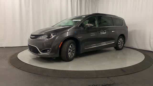 2020 Chrysler Pacifica Hybrid Limited