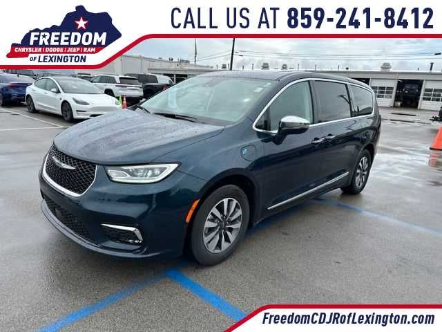 2022 Chrysler Pacifica Hybrid Limited