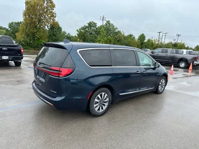 2022 Chrysler Pacifica Hybrid Limited
