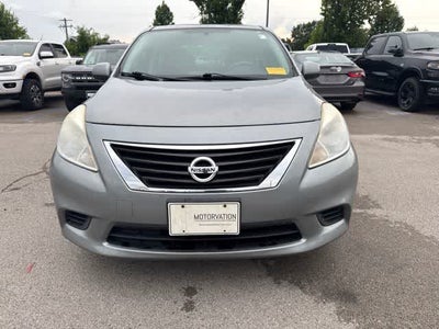 2013 Nissan Versa SV