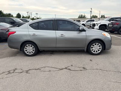 2013 Nissan Versa SV