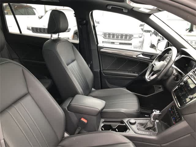 2022 Volkswagen Tiguan SE R-Line Black