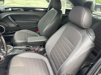 2013 Volkswagen Beetle Base