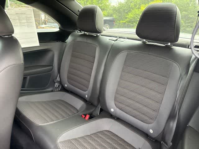2013 Volkswagen Beetle Base