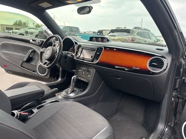2013 Volkswagen Beetle Base