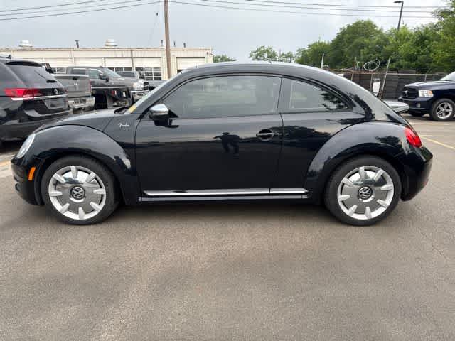 2013 Volkswagen Beetle Base