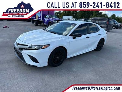 2019 Toyota Camry SE