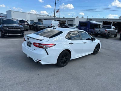 2019 Toyota Camry SE
