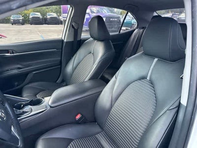 2019 Toyota Camry SE