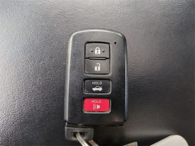 2016 Toyota Avalon Hybrid XLE Premium