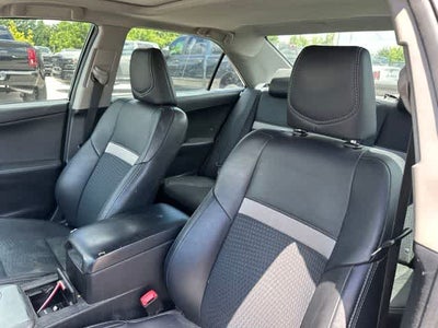 2014 Toyota Camry Hybrid SE Limited Edition