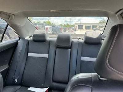 2014 Toyota Camry Hybrid SE Limited Edition