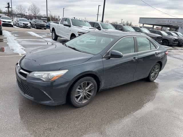 2016 Toyota Camry SE
