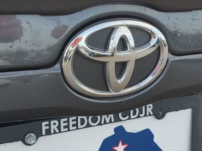 2011 Toyota Camry SE