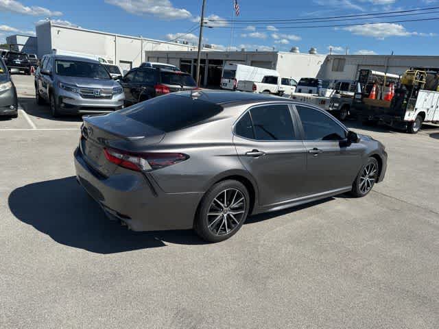 2021 Toyota Camry SE