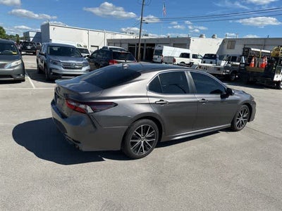 2021 Toyota Camry SE