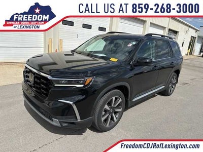 2023 Honda Pilot Touring