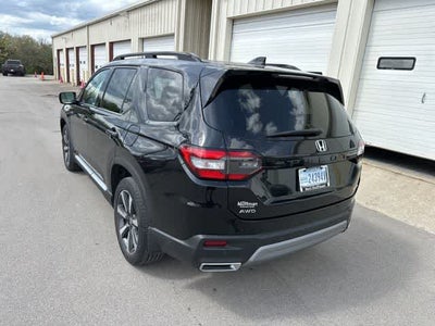 2023 Honda Pilot Touring
