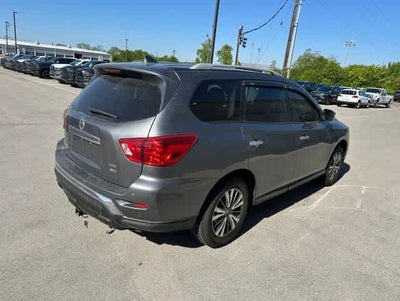 2020 Nissan Pathfinder SV