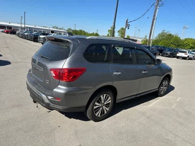 2020 Nissan Pathfinder SV
