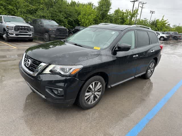 2020 Nissan Pathfinder SV