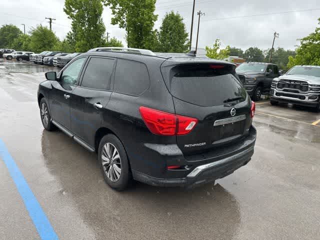 2020 Nissan Pathfinder SV