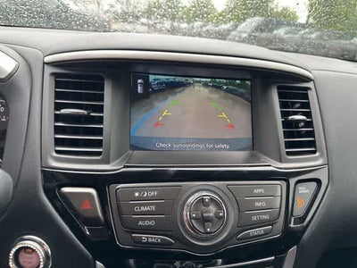 2020 Nissan Pathfinder SV