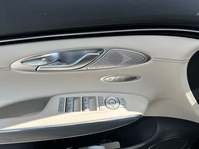 2025 Genesis GV70 2.5T