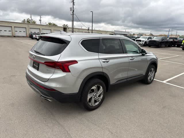 2022 Hyundai Santa Fe SE