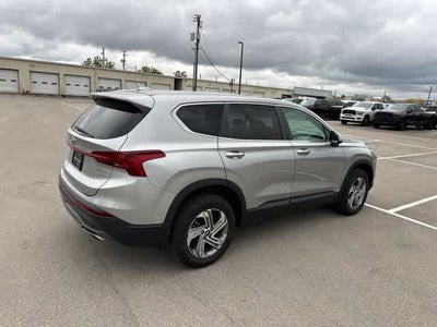 2022 Hyundai Santa Fe SE