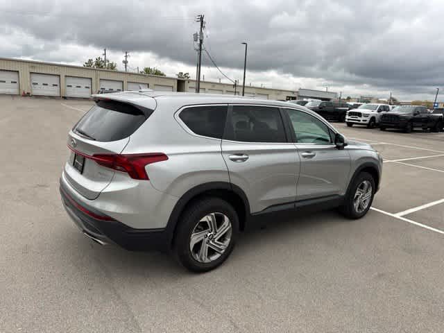 2022 Hyundai Santa Fe SE