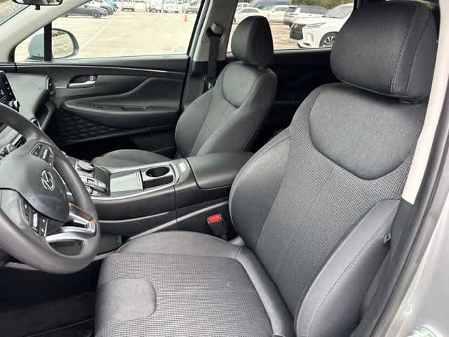2022 Hyundai Santa Fe SE