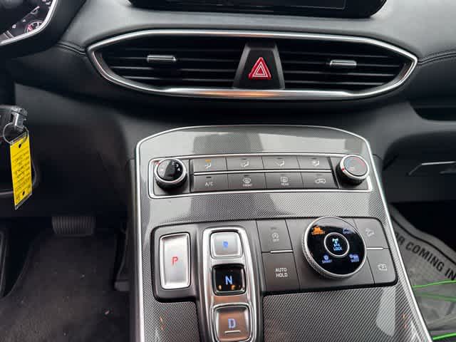 2022 Hyundai Santa Fe SE