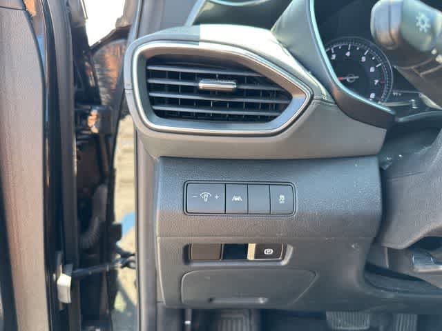 2021 Hyundai Santa Fe SE