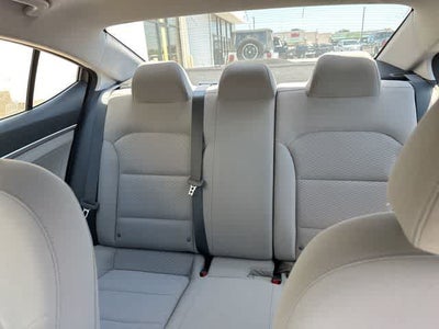 2020 Hyundai Elantra SE