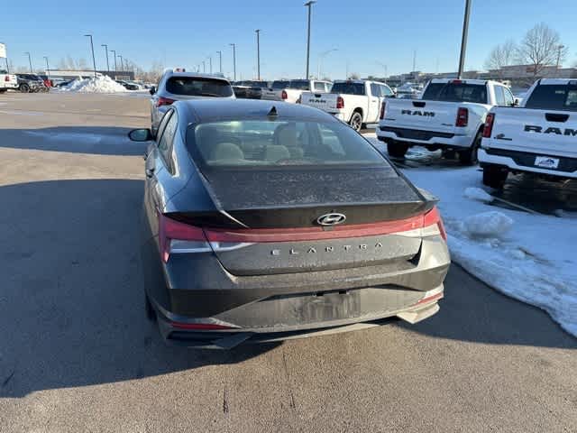 2023 Hyundai Elantra SEL