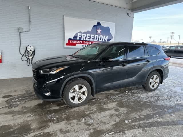 2021 Toyota Highlander LE