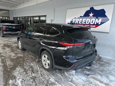 2021 Toyota Highlander LE