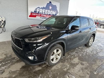 2021 Toyota Highlander LE