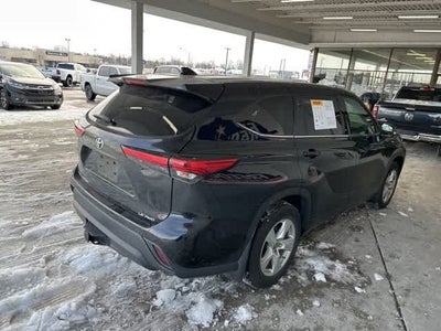2021 Toyota Highlander LE