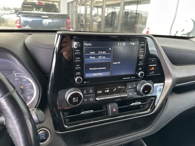 2021 Toyota Highlander LE